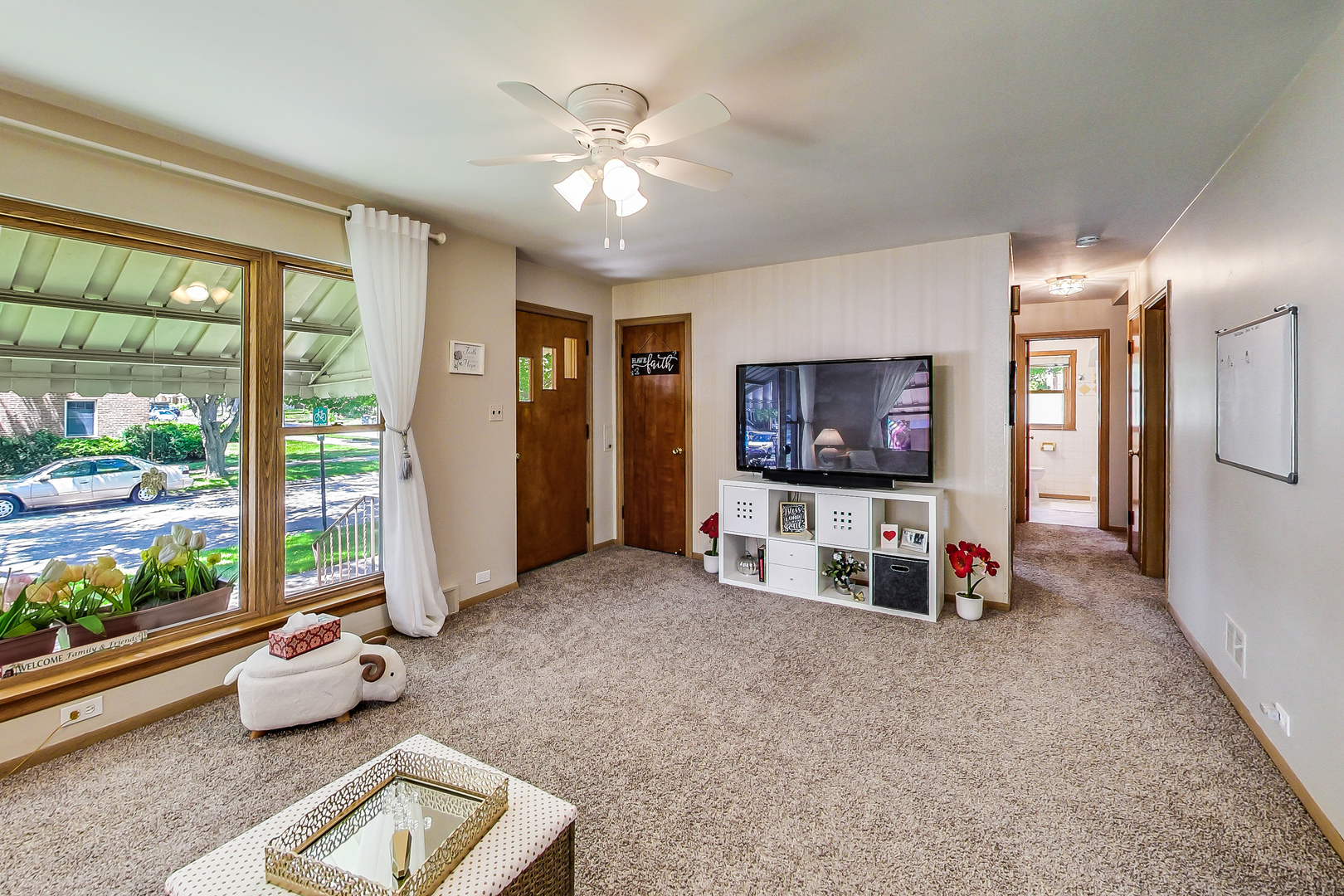 8351 N Oleander Avenue, Niles, IL 60714