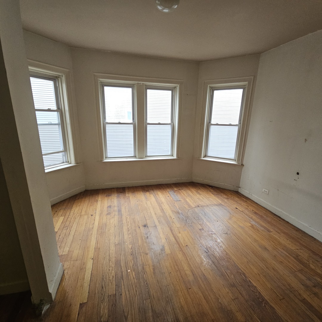 840 N Massasoit Street, Chicago, IL 60651