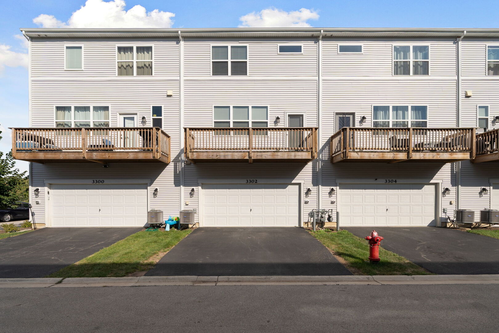3302 Trillium Circle, Rolling Meadows, IL 60008