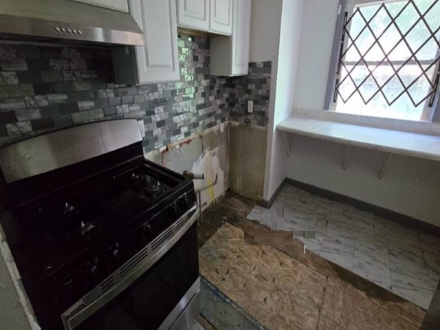 2126 E 96th Street, Chicago, IL 60617