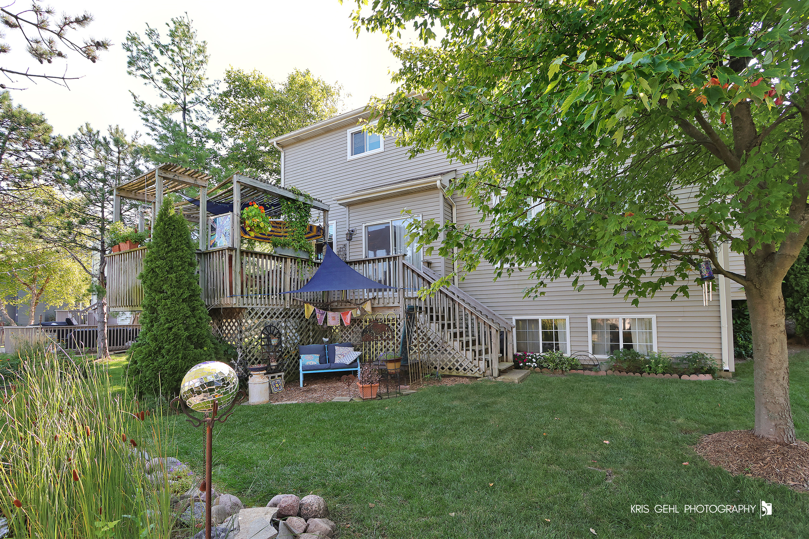 2726 Providence Lane, Lindenhurst, IL 60046