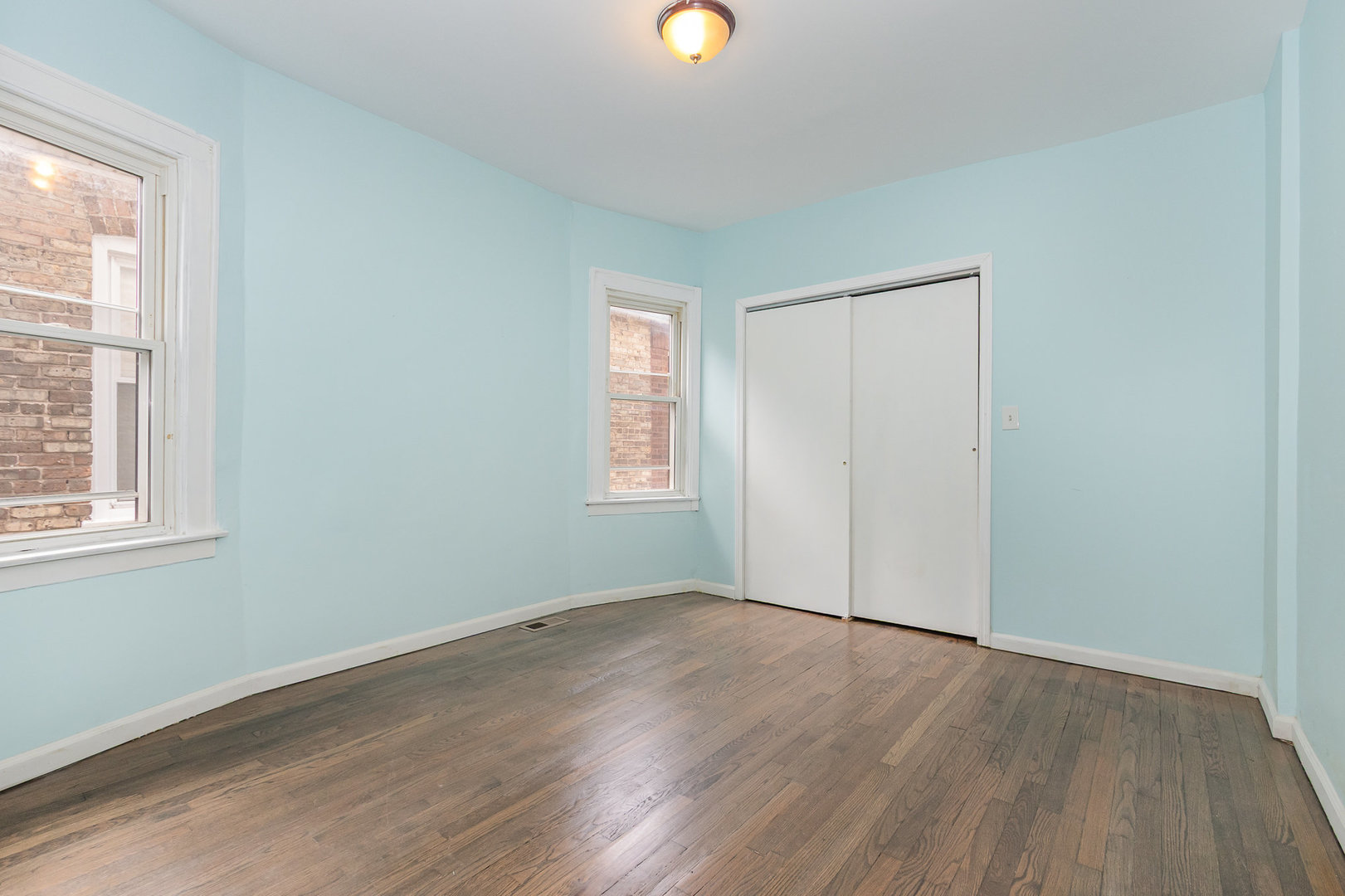 10001 S Wentworth Avenue, Chicago, IL 60628