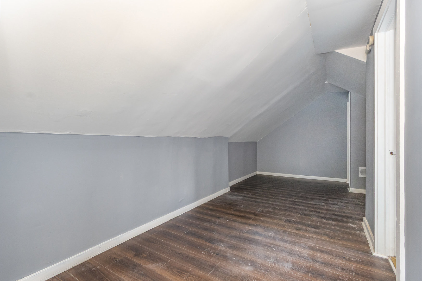 10001 S Wentworth Avenue, Chicago, IL 60628