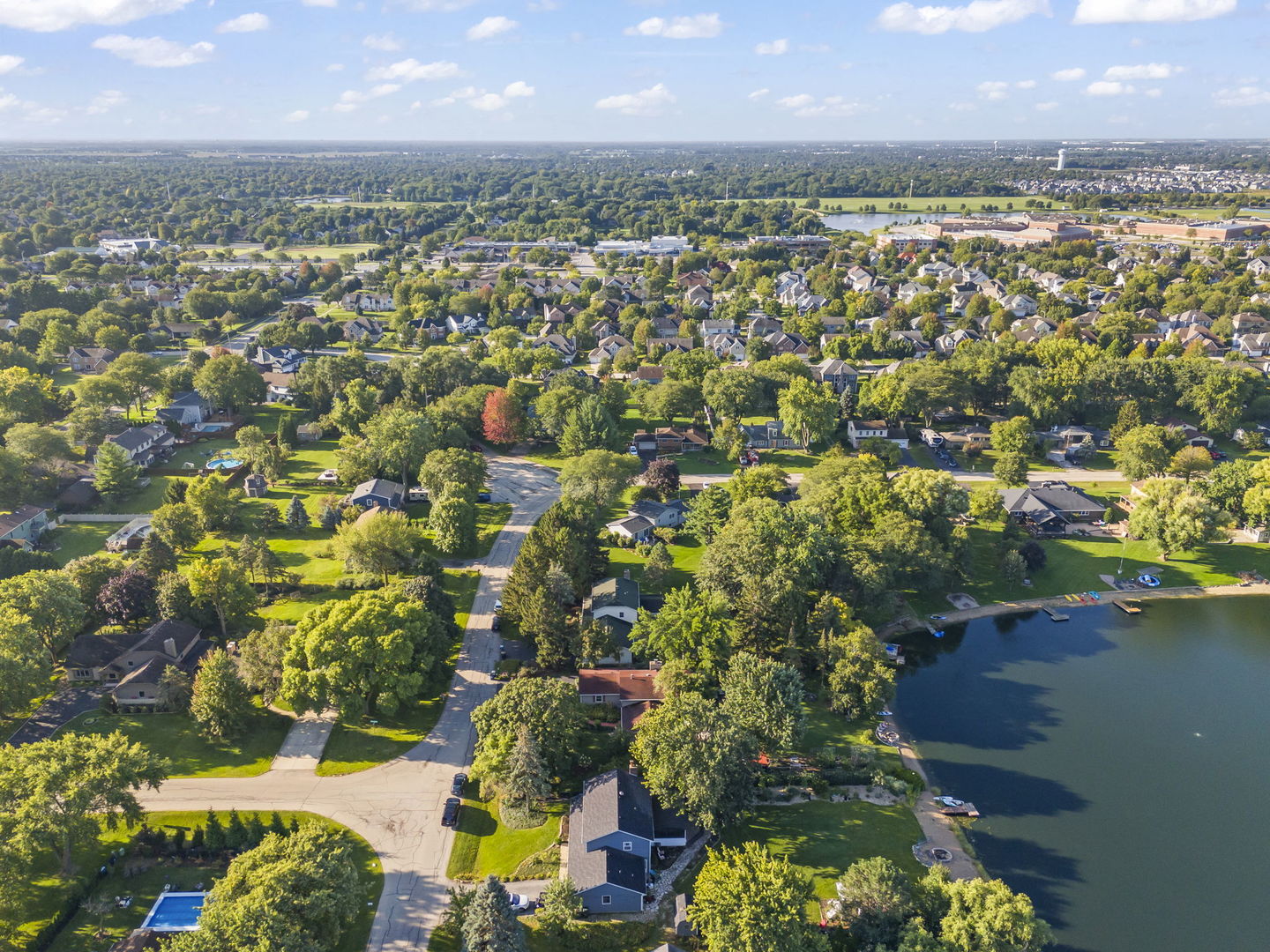 10S506 Whittington Lane, Naperville, IL 60564