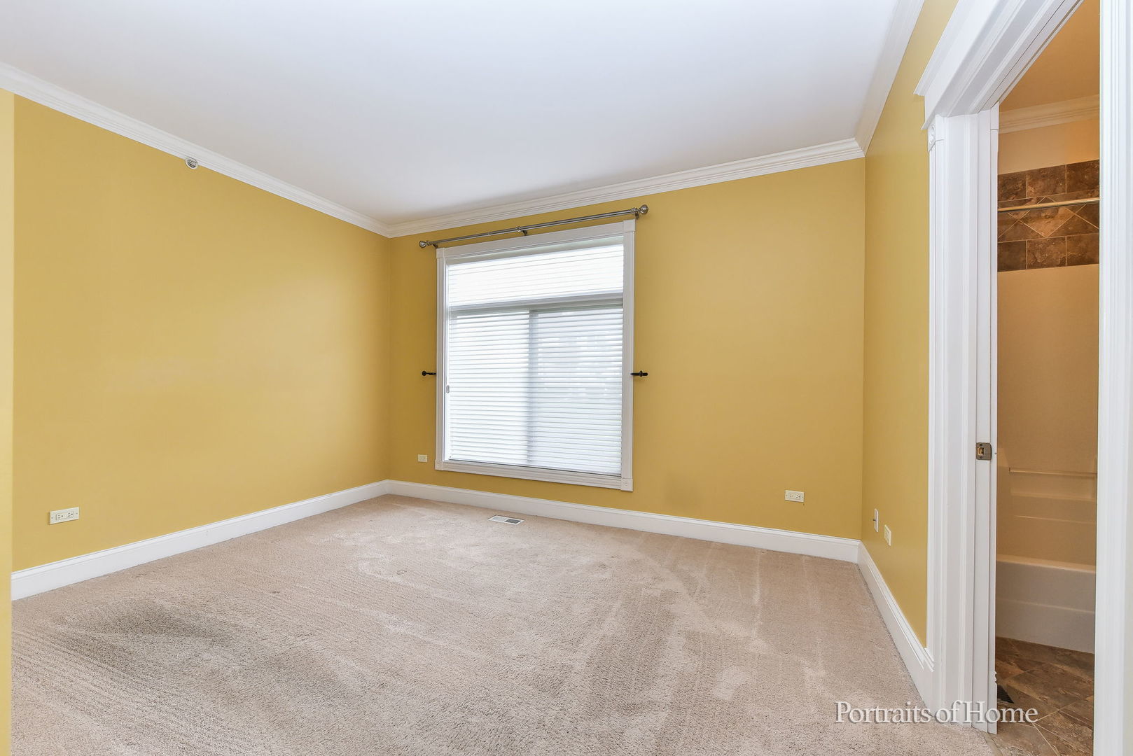1138 E Wilson Avenue, Lombard, IL 60148