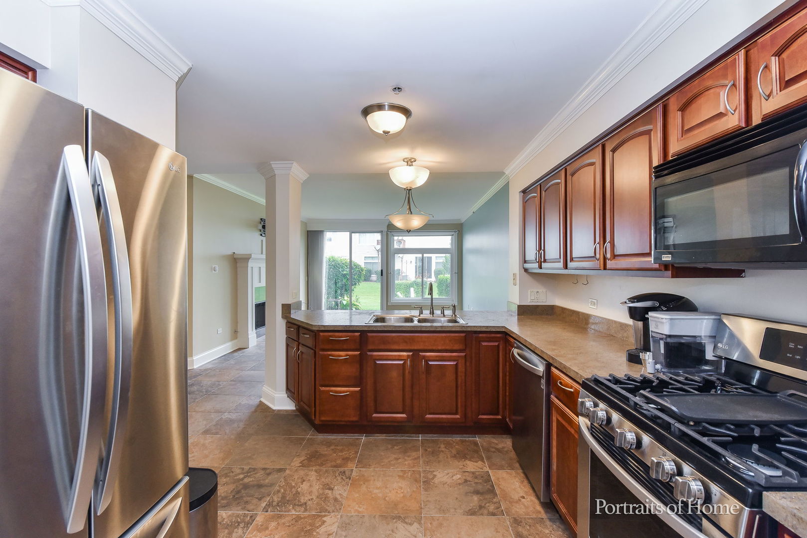 1138 E Wilson Avenue, Lombard, IL 60148