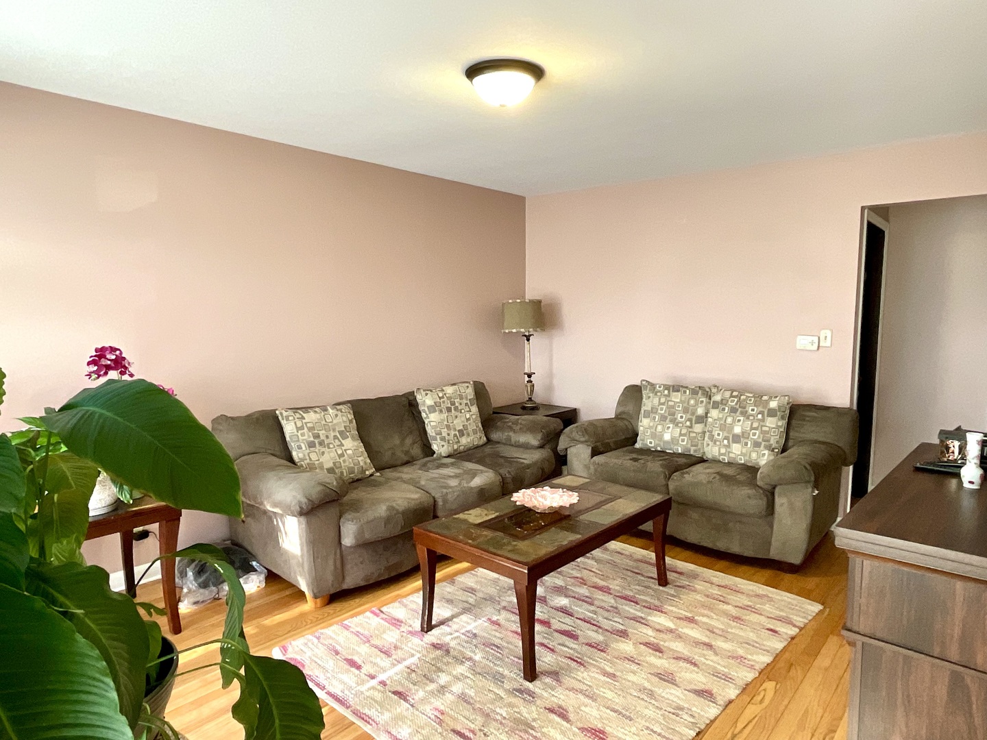 15325 Lincoln Avenue, Harvey, IL 60426