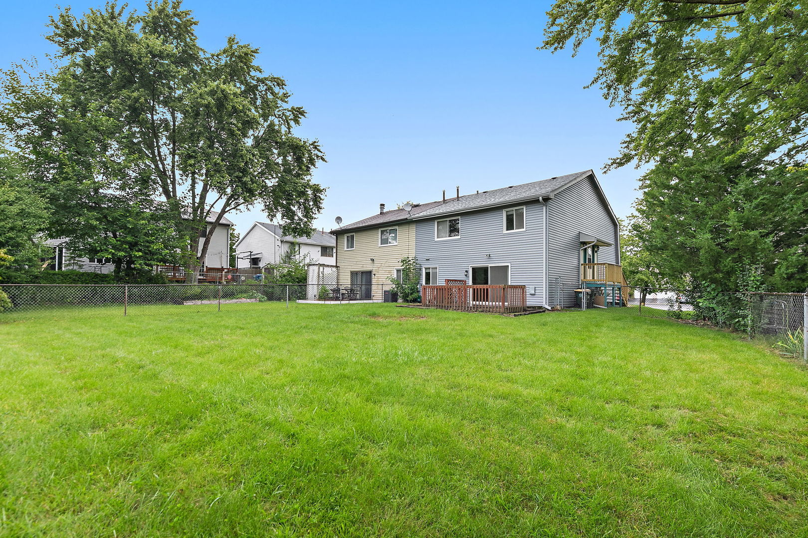 2183 Wildwood Court, Hanover Park, IL 60133