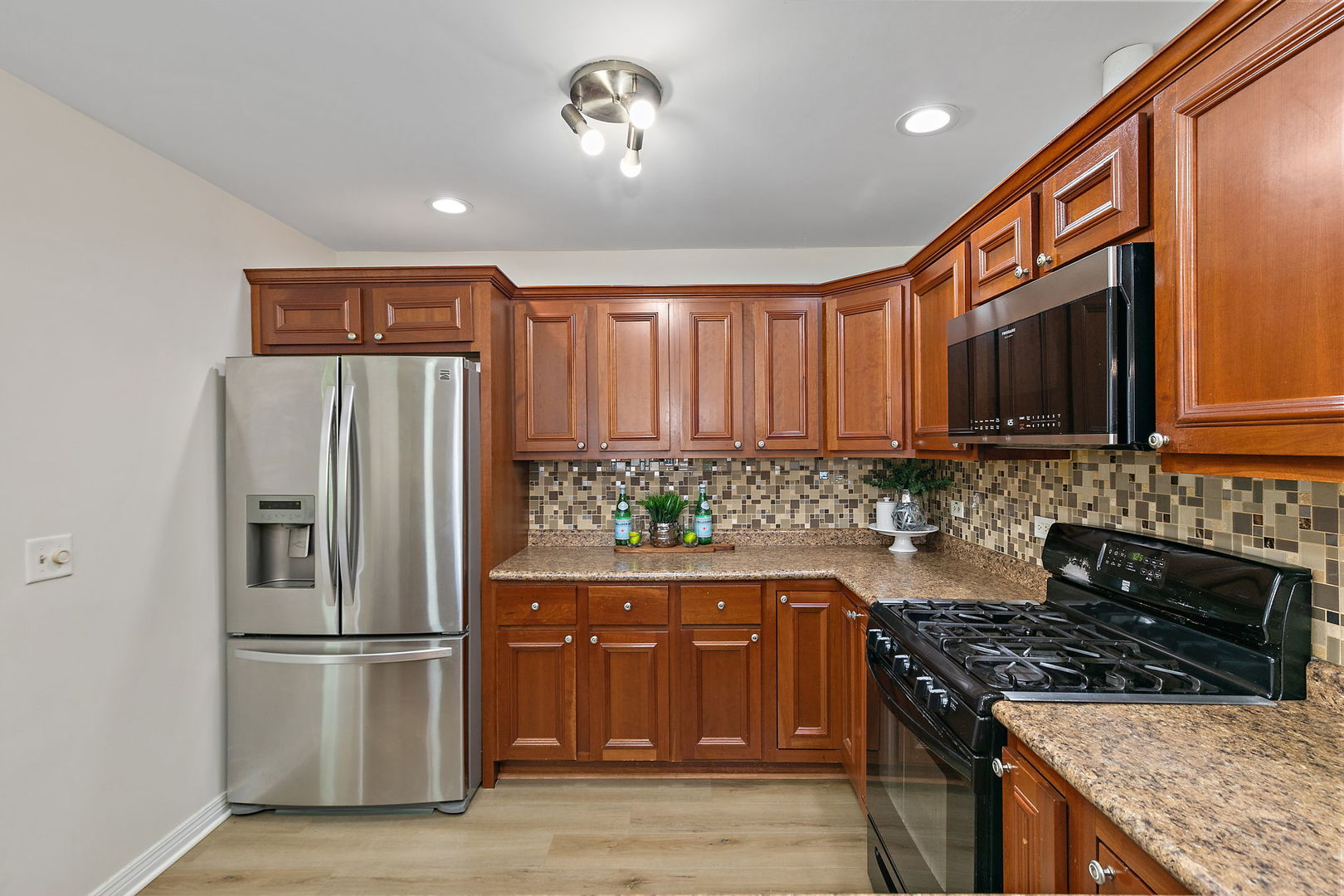 2183 Wildwood Court, Hanover Park, IL 60133