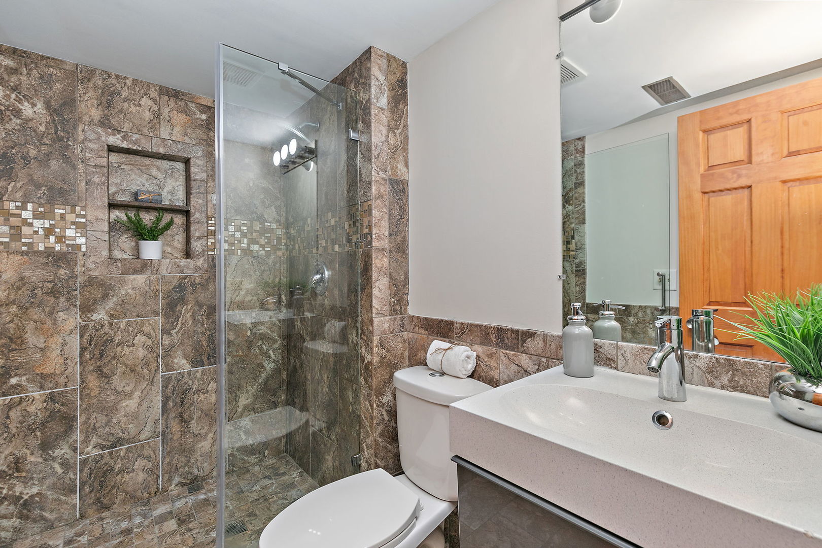 2183 Wildwood Court, Hanover Park, IL 60133