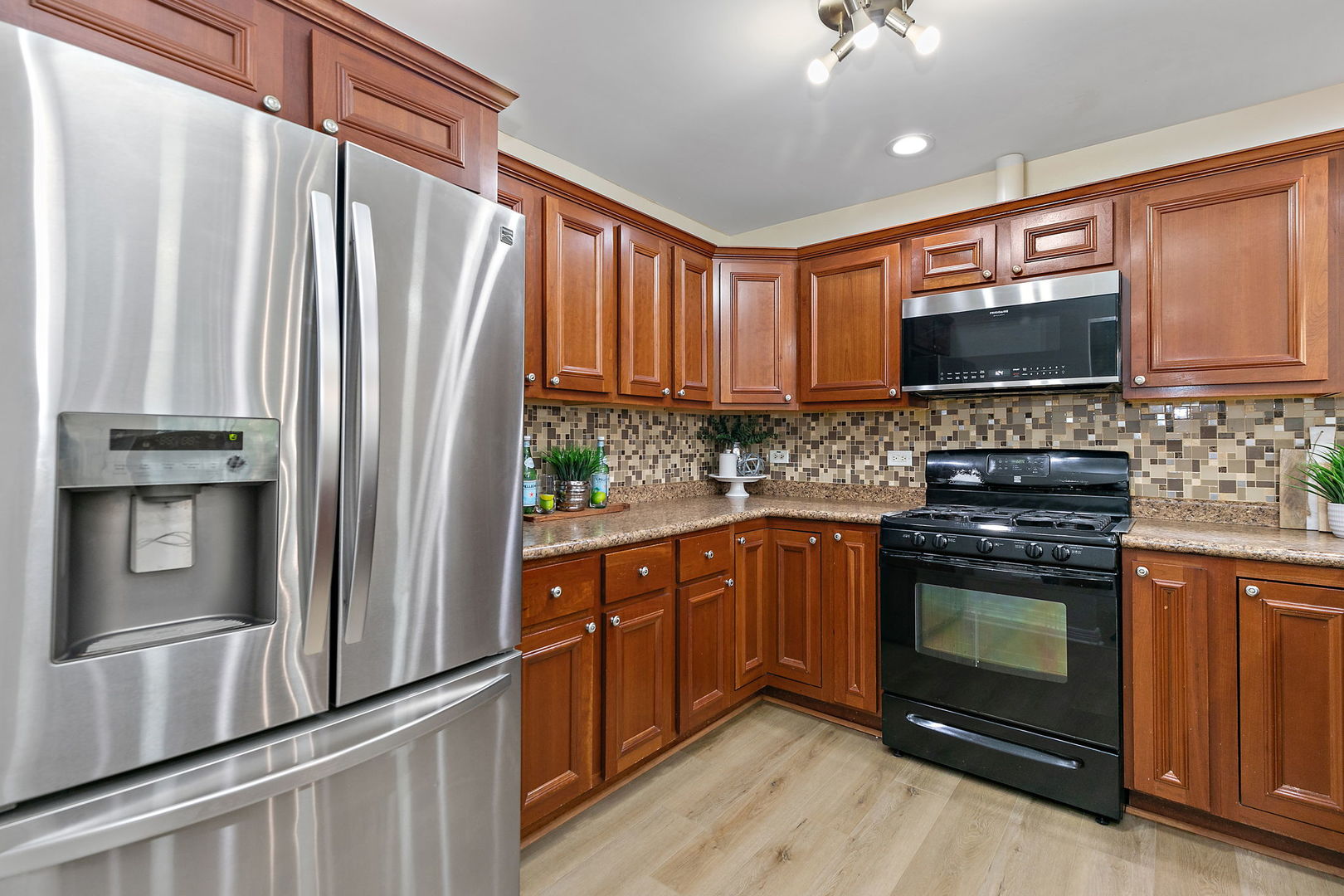 2183 Wildwood Court, Hanover Park, IL 60133
