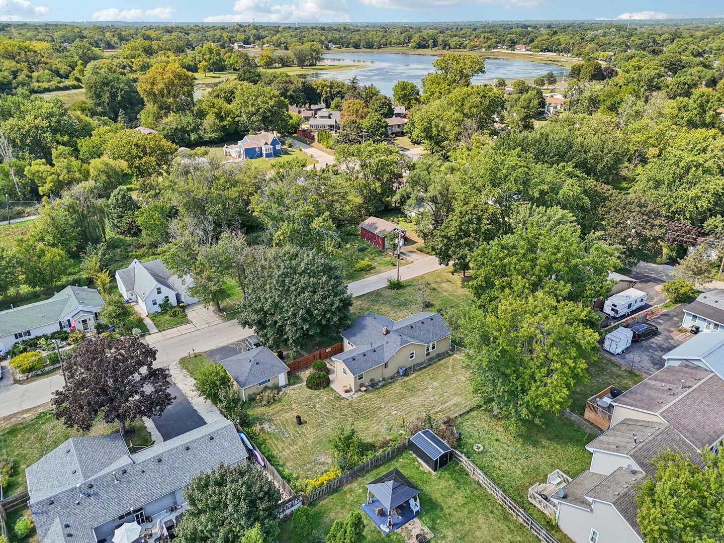 236 Venice Road, Lakemoor, IL 60051