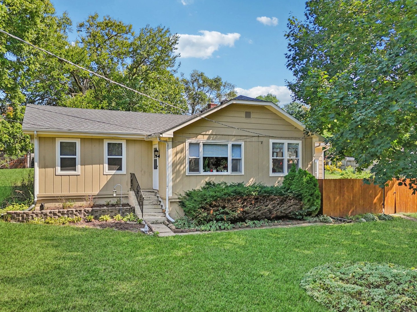 236 Venice Road, Lakemoor, IL 60051