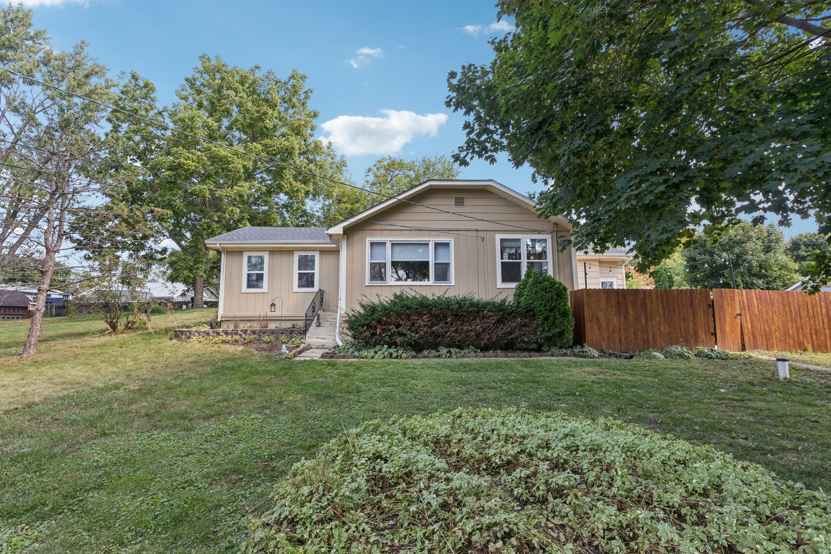 236 Venice Road, Lakemoor, IL 60051