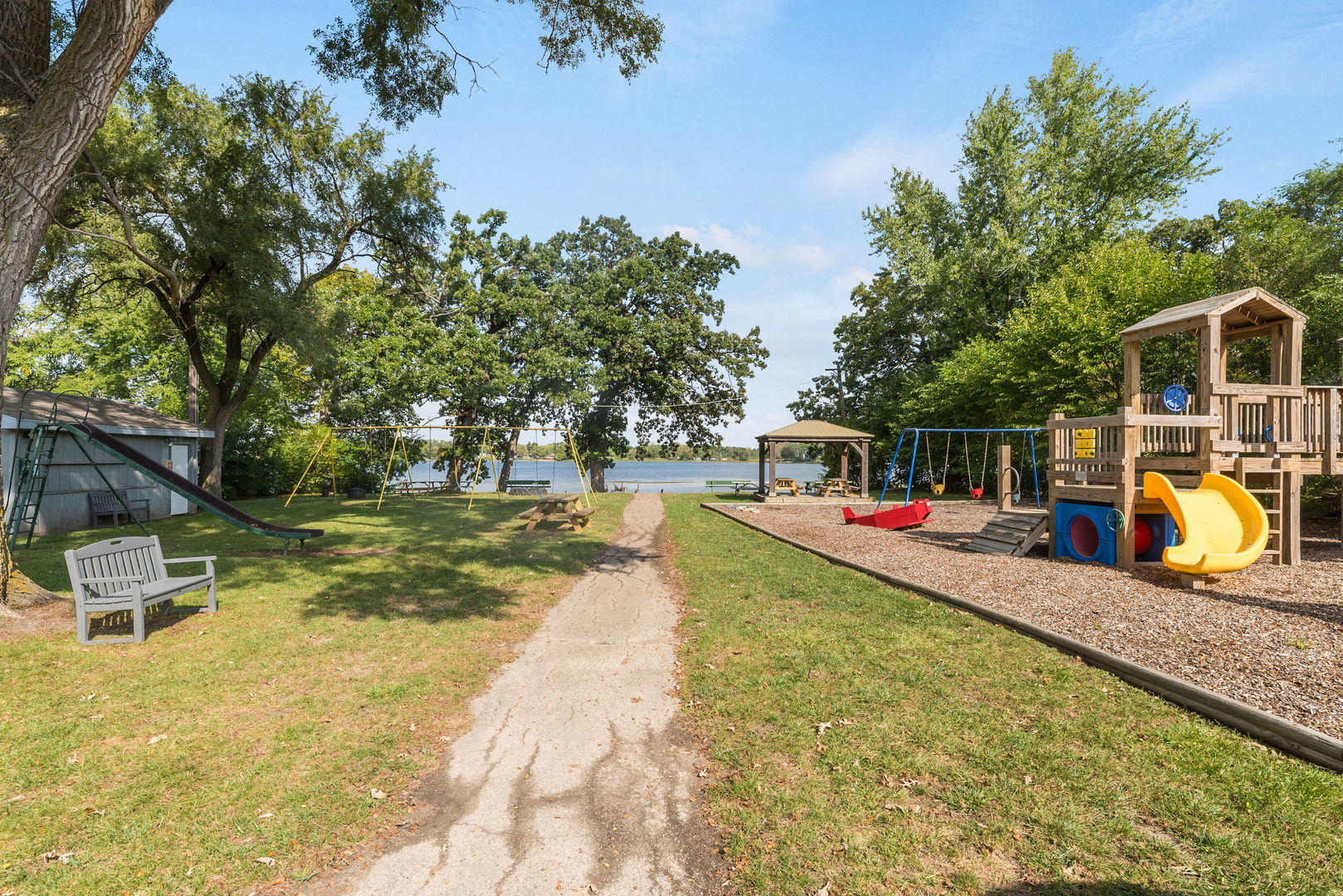 188 Oakwood Drive, Antioch, IL 60002