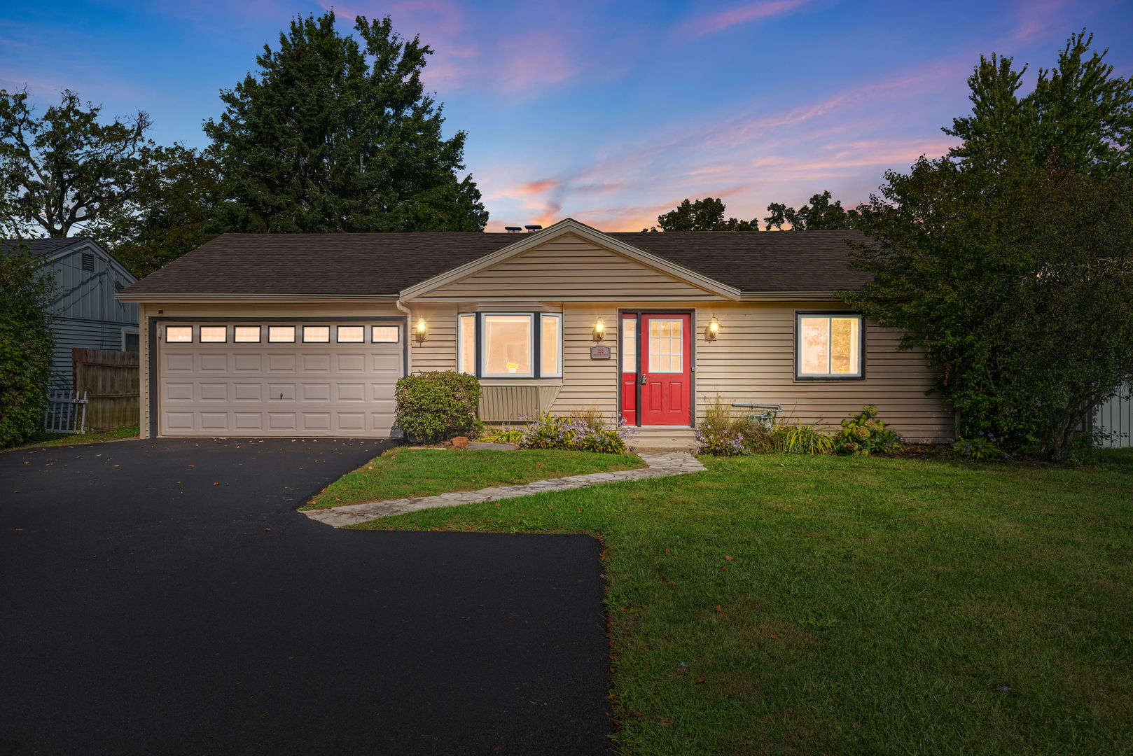 188 Oakwood Drive, Antioch, IL 60002