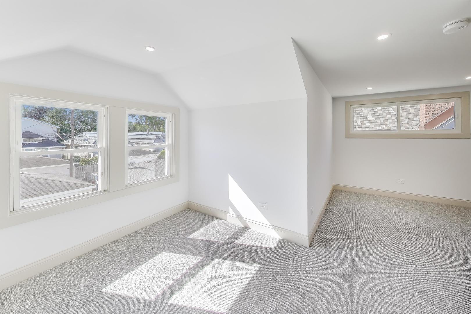 6828 29th Place, Berwyn, IL 60402