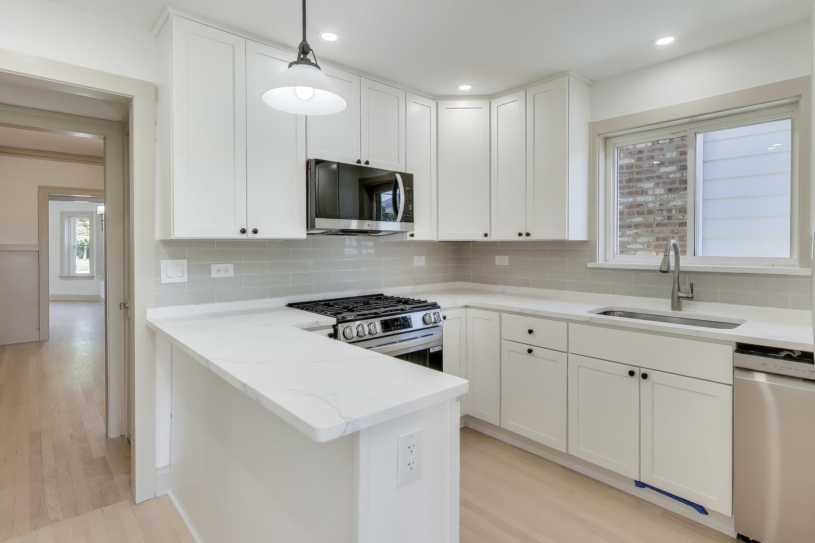 6828 29th Place, Berwyn, IL 60402