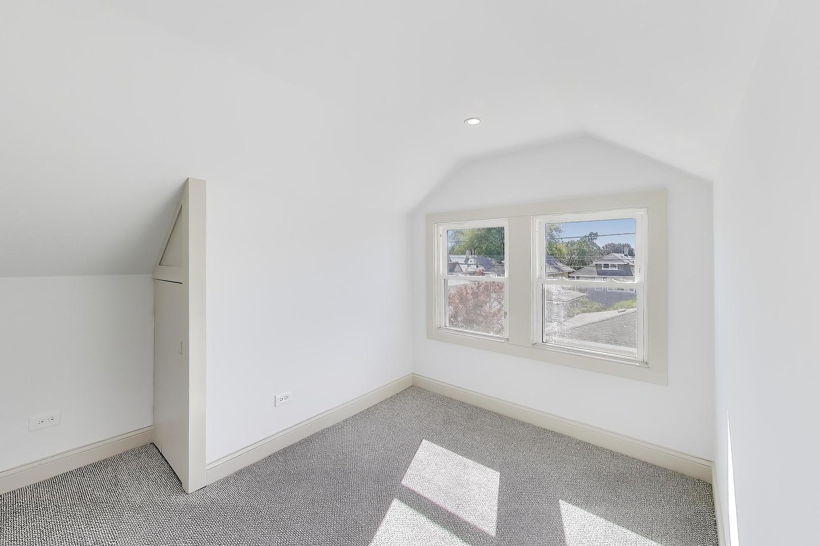 6828 29th Place, Berwyn, IL 60402