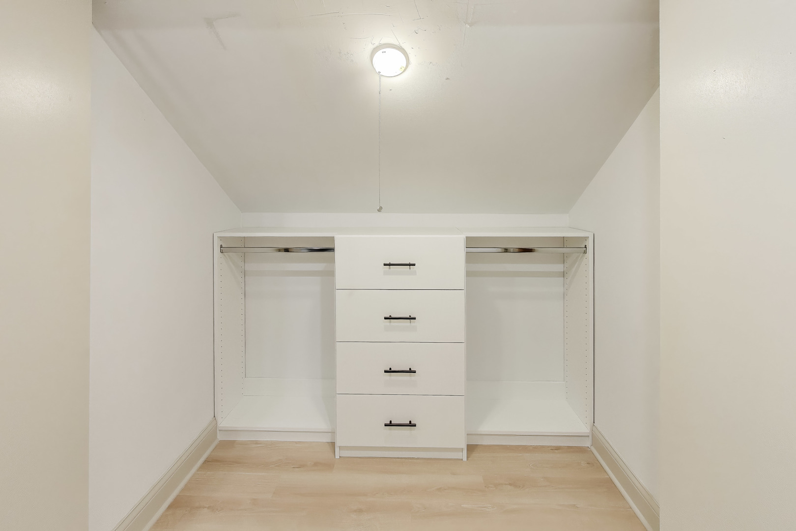 6828 29th Place, Berwyn, IL 60402