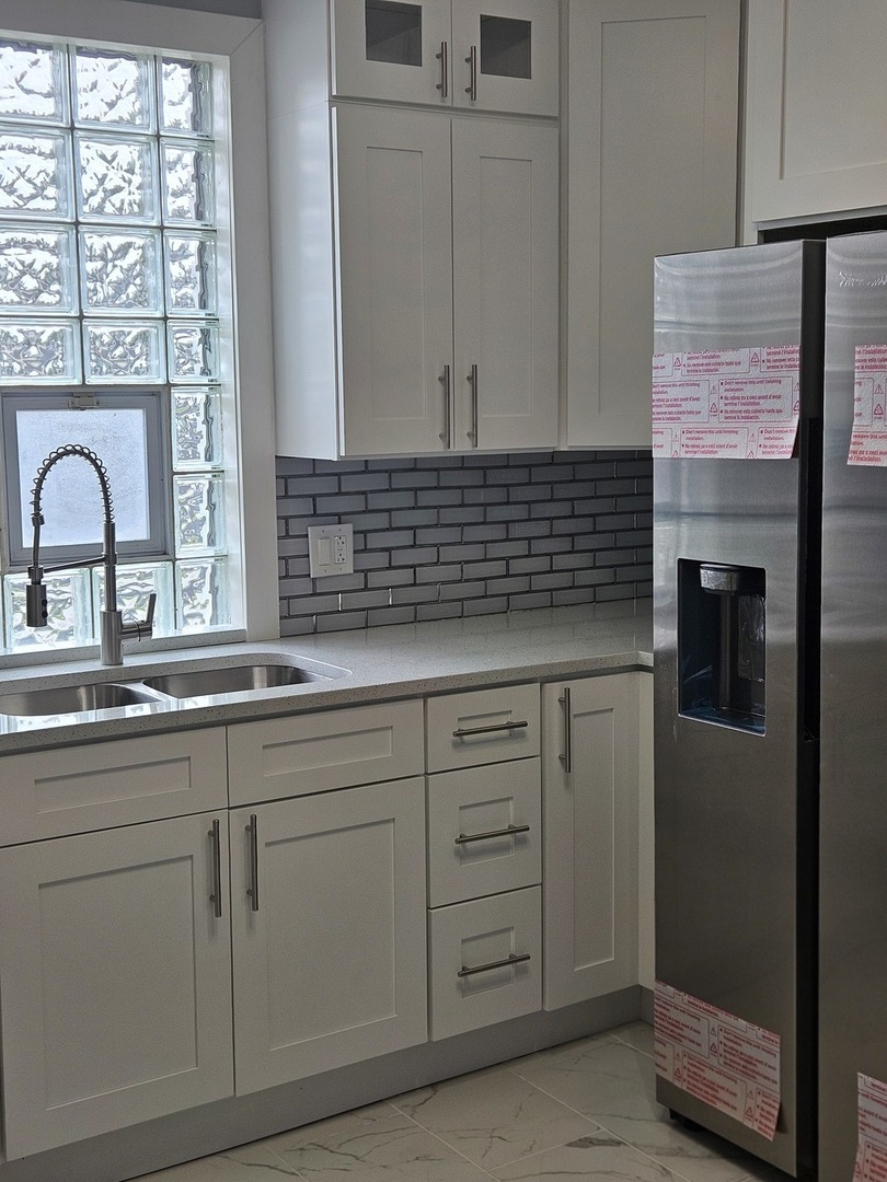 10101 S PERRY Avenue, Chicago, IL 60628
