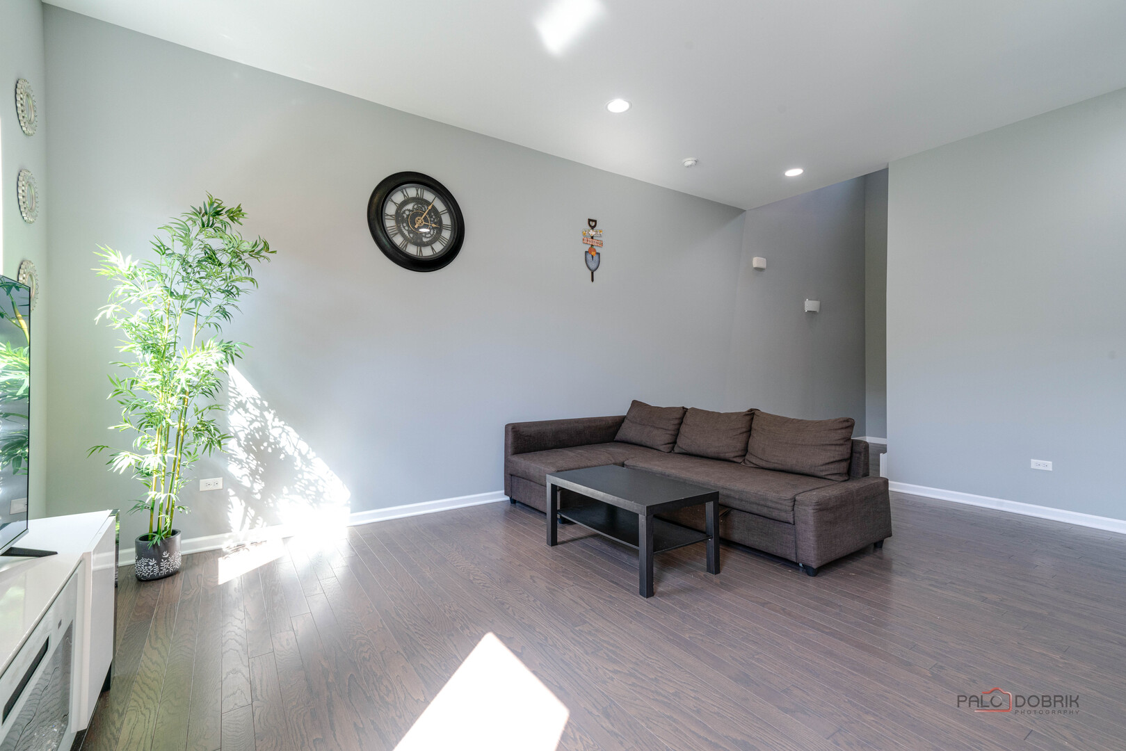 2366 N Newberry Lane, Palatine, IL 60074