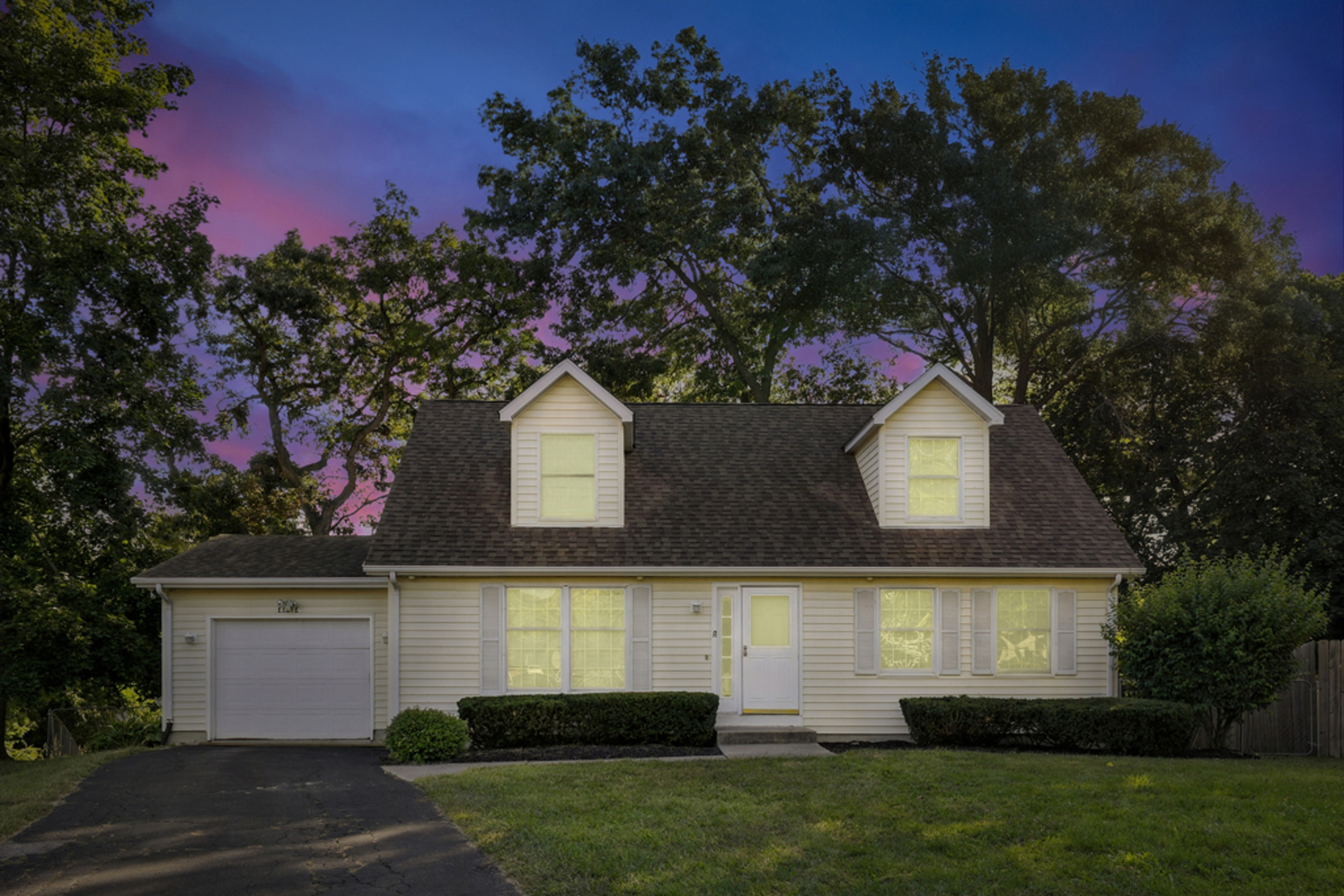 11 Hellios Court, Fox Lake, IL 60020
