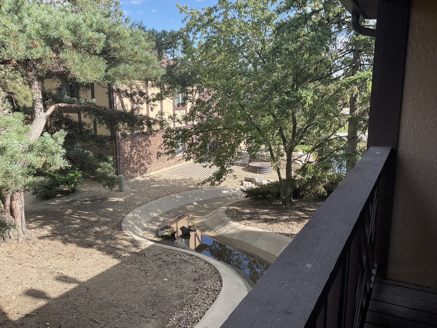 1757 Plymouth Court #B, Wheaton, IL 60189