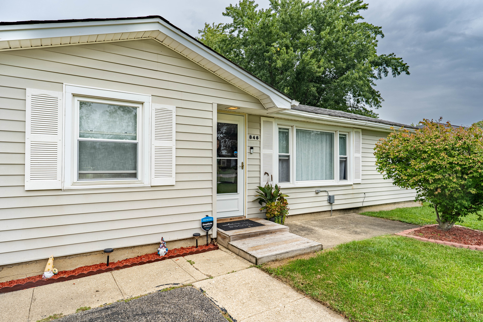 846 W Kent Avenue, Crete, IL 60417