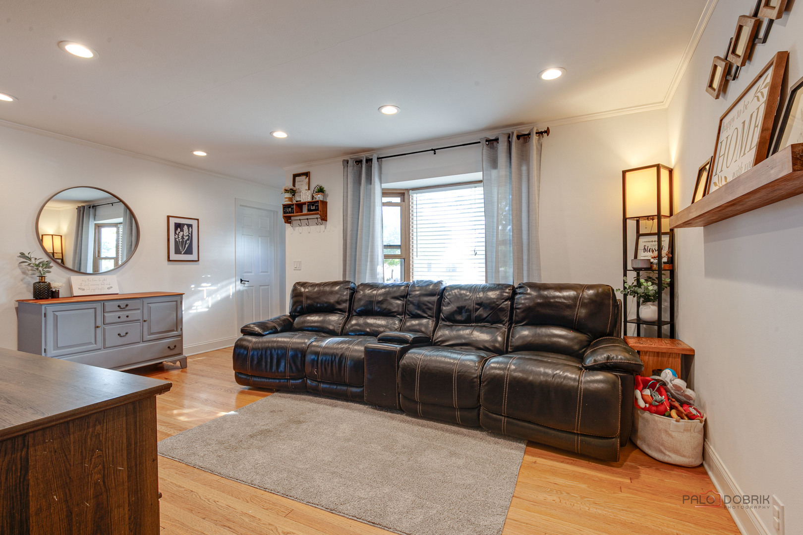 1120 Fulton Avenue, Winthrop Harbor, IL 60096