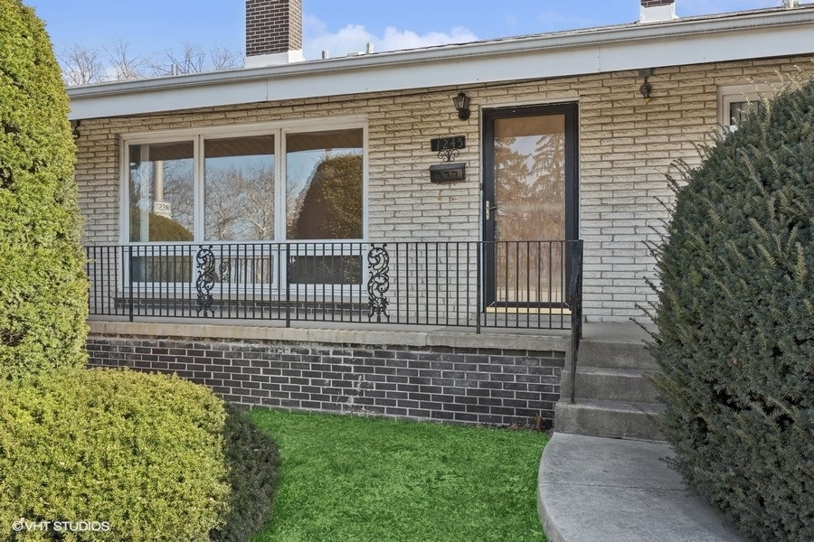1245 S Mannheim Road, Westchester, IL 60154