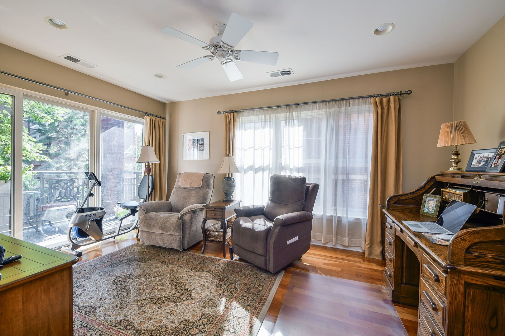 255 E Liberty Drive #302, Wheaton, IL 60187