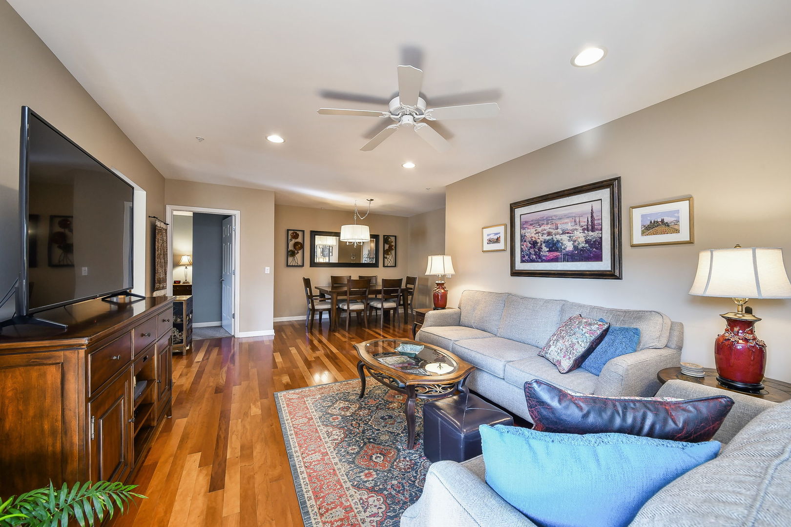 255 E Liberty Drive #302, Wheaton, IL 60187