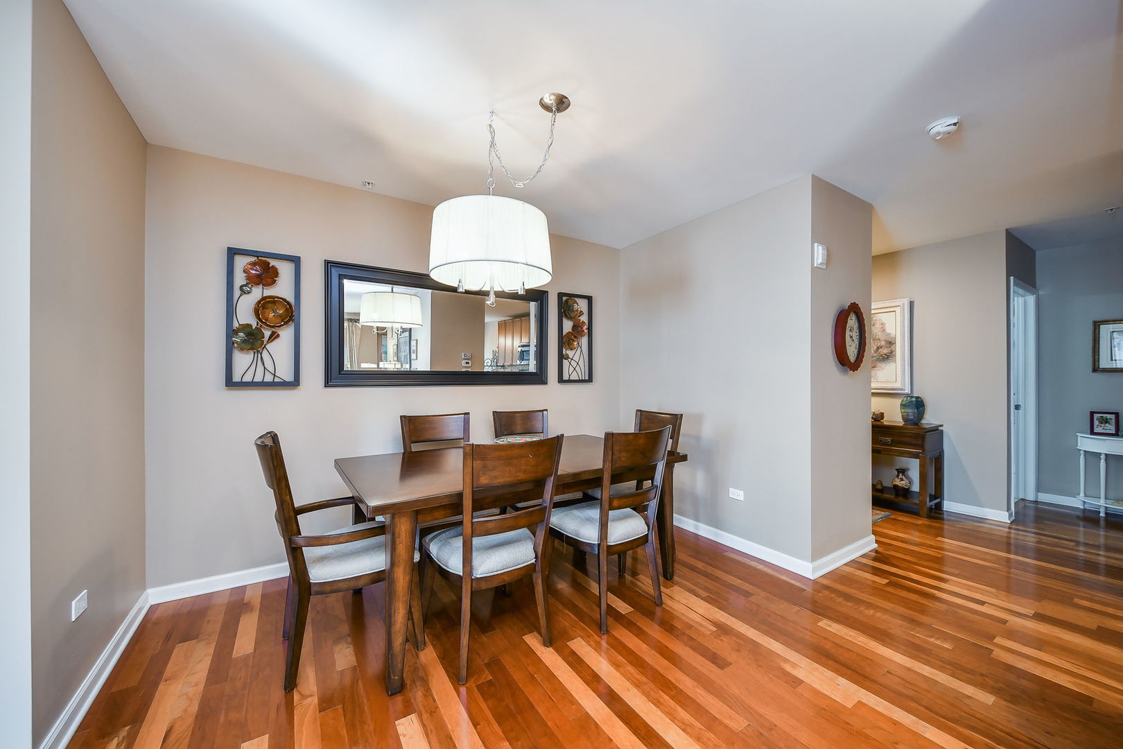 255 E Liberty Drive #302, Wheaton, IL 60187
