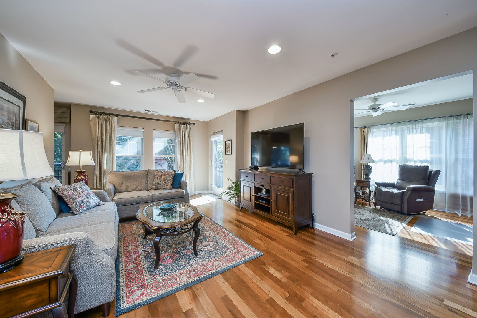 255 E Liberty Drive #302, Wheaton, IL 60187