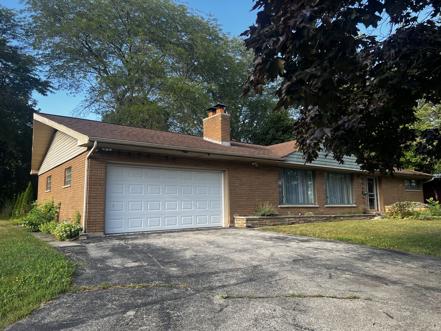 1930 23rd Street, Zion, IL 60099