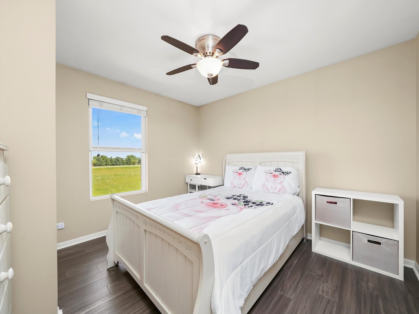2044 Woodside Drive, Woodstock, IL 60098