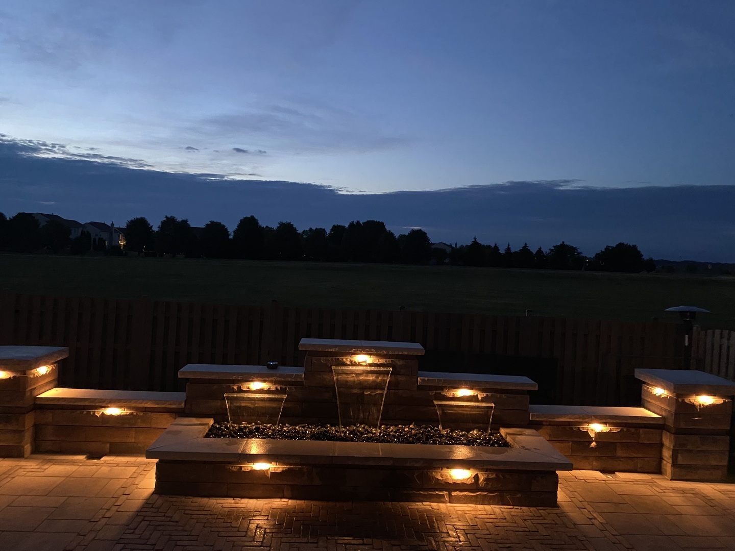 2044 Woodside Drive, Woodstock, IL 60098