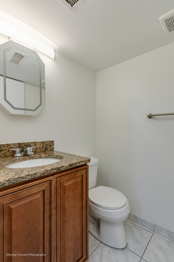 5S761 Malibu Lane, Naperville, IL 60540