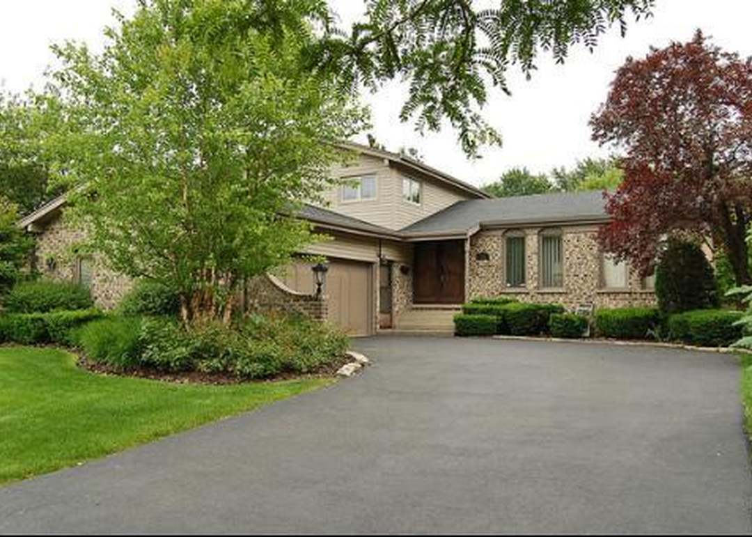 1239 E Carpenter Drive, Palatine, IL 60074