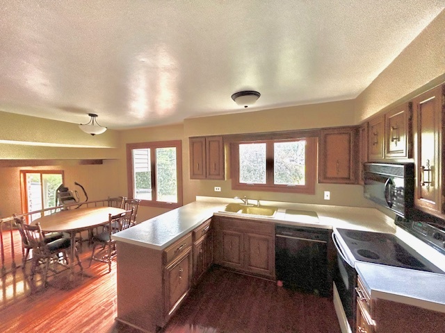 1239 E Carpenter Drive, Palatine, IL 60074