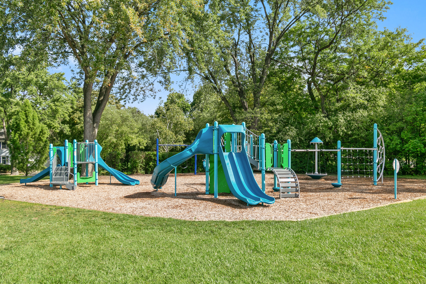 185 Cold Spring Road, Barrington, IL 60010