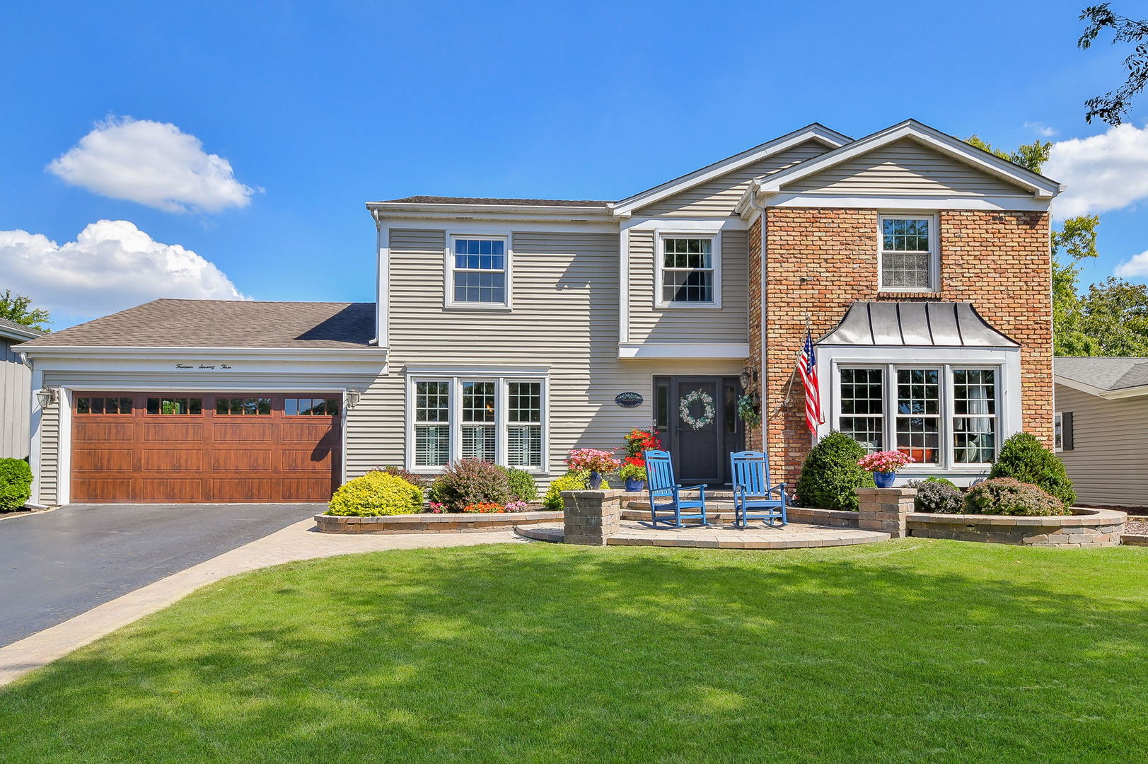 1473 Creekside Drive, Wheaton, IL 60189