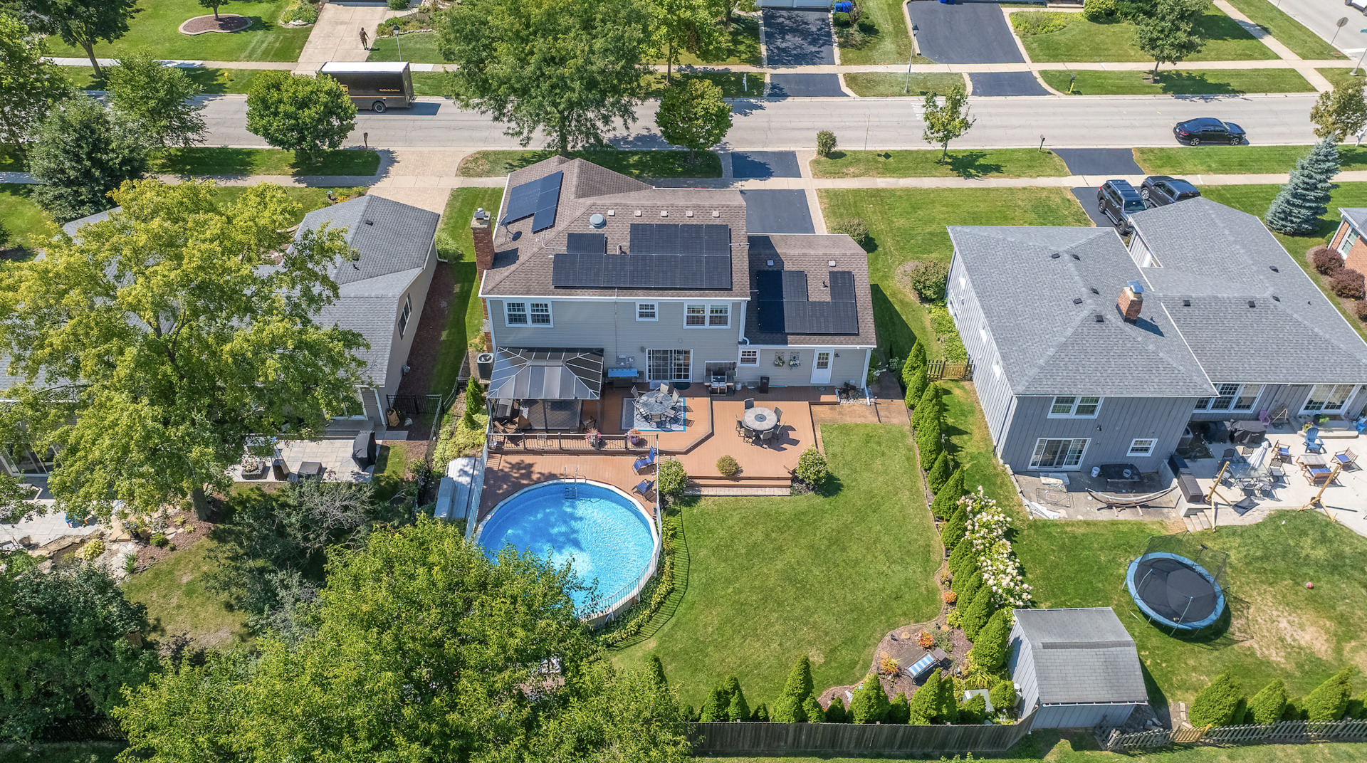 1473 Creekside Drive, Wheaton, IL 60189