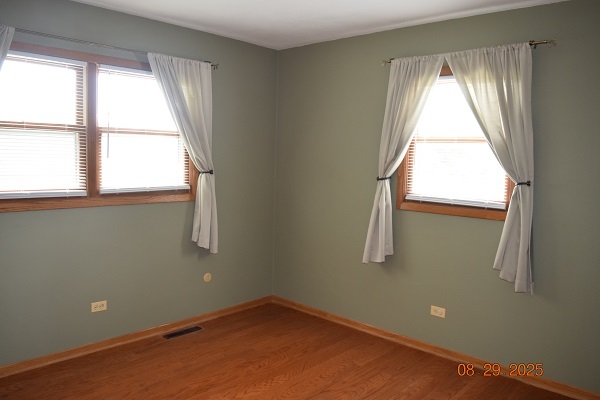 12609 W Paddock Avenue, Beach Park, IL 60087