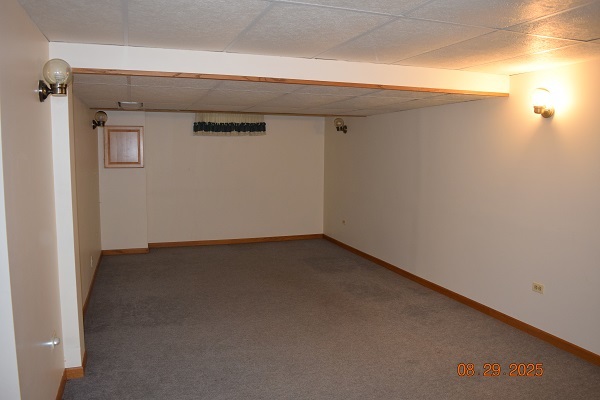 12609 W Paddock Avenue, Beach Park, IL 60087