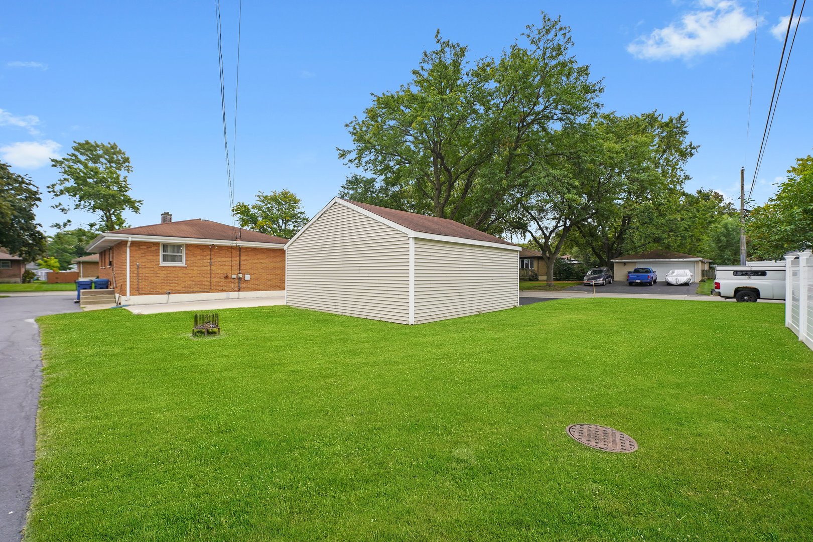 337 E Fullerton Avenue, Elmhurst, IL 60126