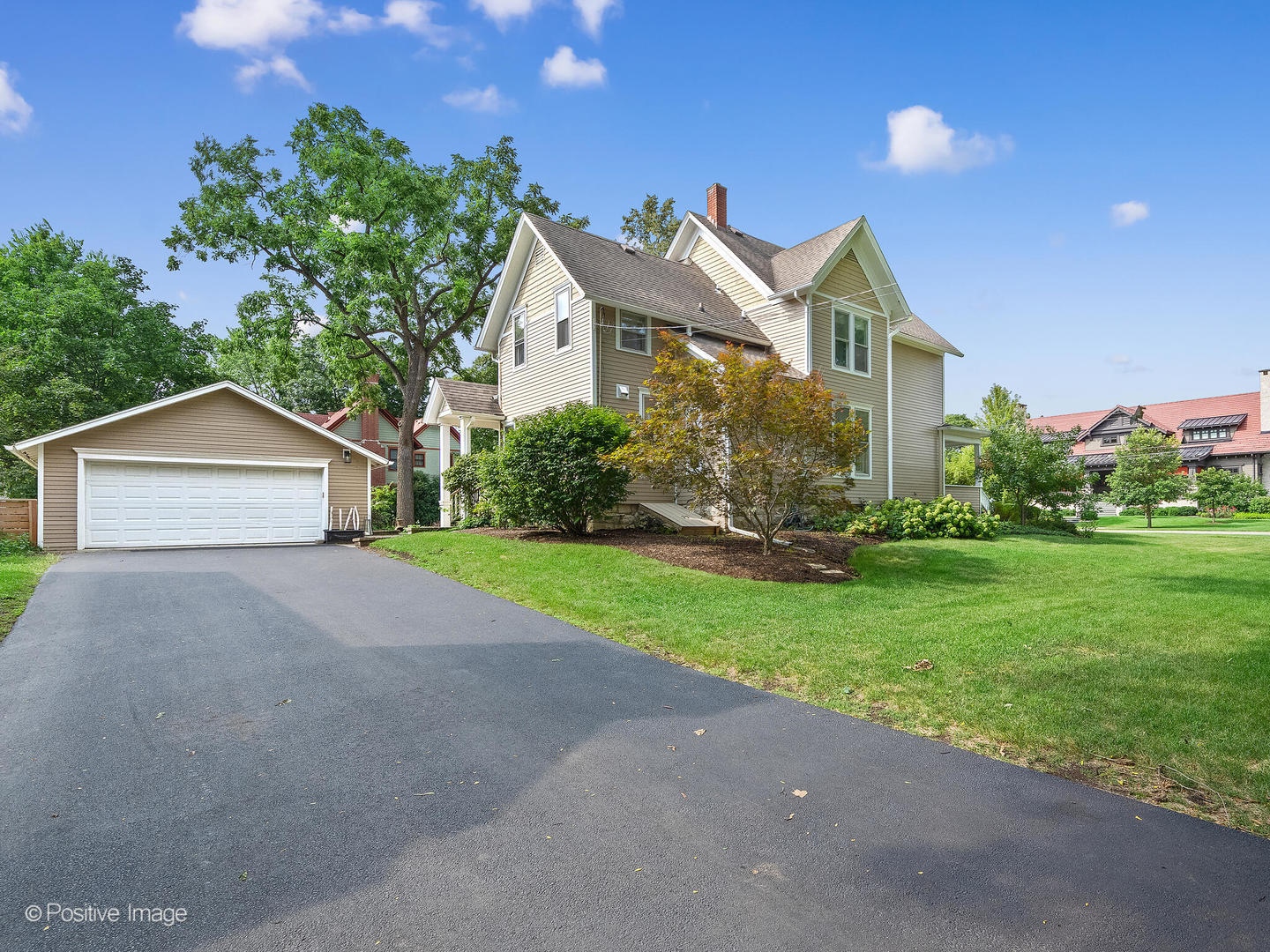 315 N Gary Avenue, Wheaton, IL 60187