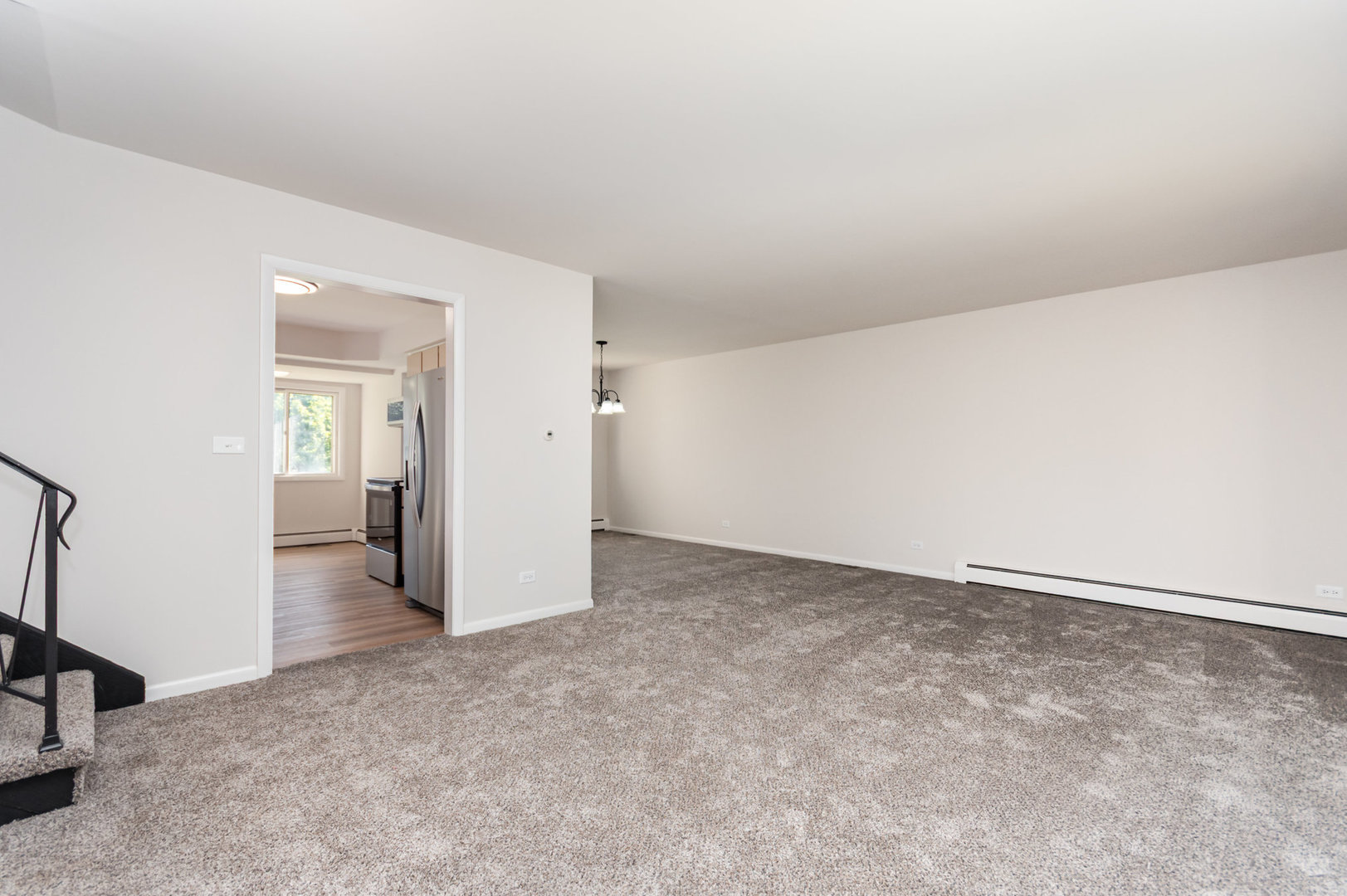 949 Rose Lane, Wheeling, IL 60090