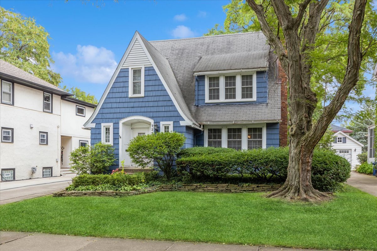 725 N Catherine Avenue, La Grange Park, IL 60526